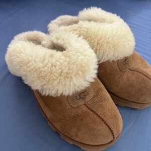 UGG Women’s Tan Sheepskin Slippers